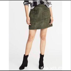 Old navy green suede skirt